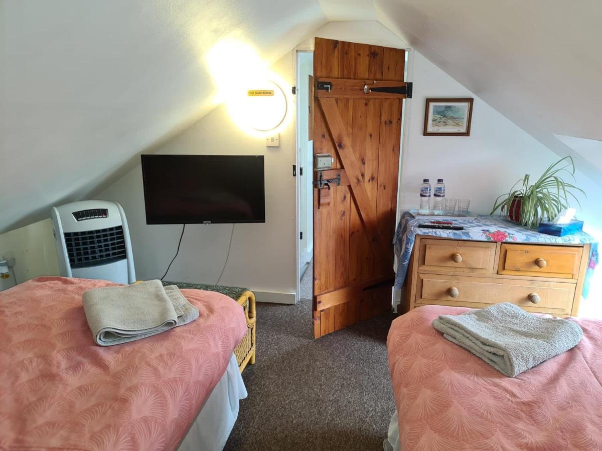East Of Ipswich Bed & Breakfast Εξωτερικό φωτογραφία